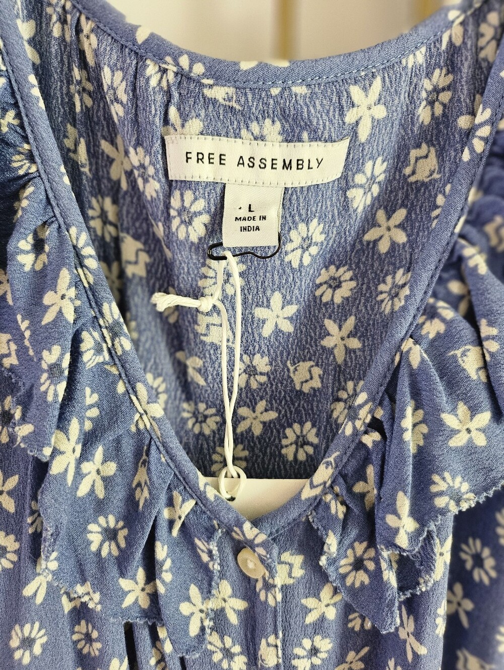 L- Free Assembly- Blue Floral Ruffle Dress - Picture 5 of 10